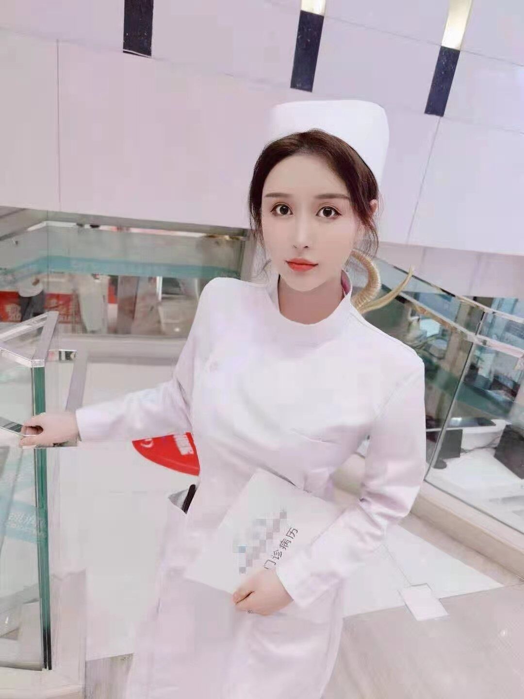 松江哪里足浴店有花头服务的呢