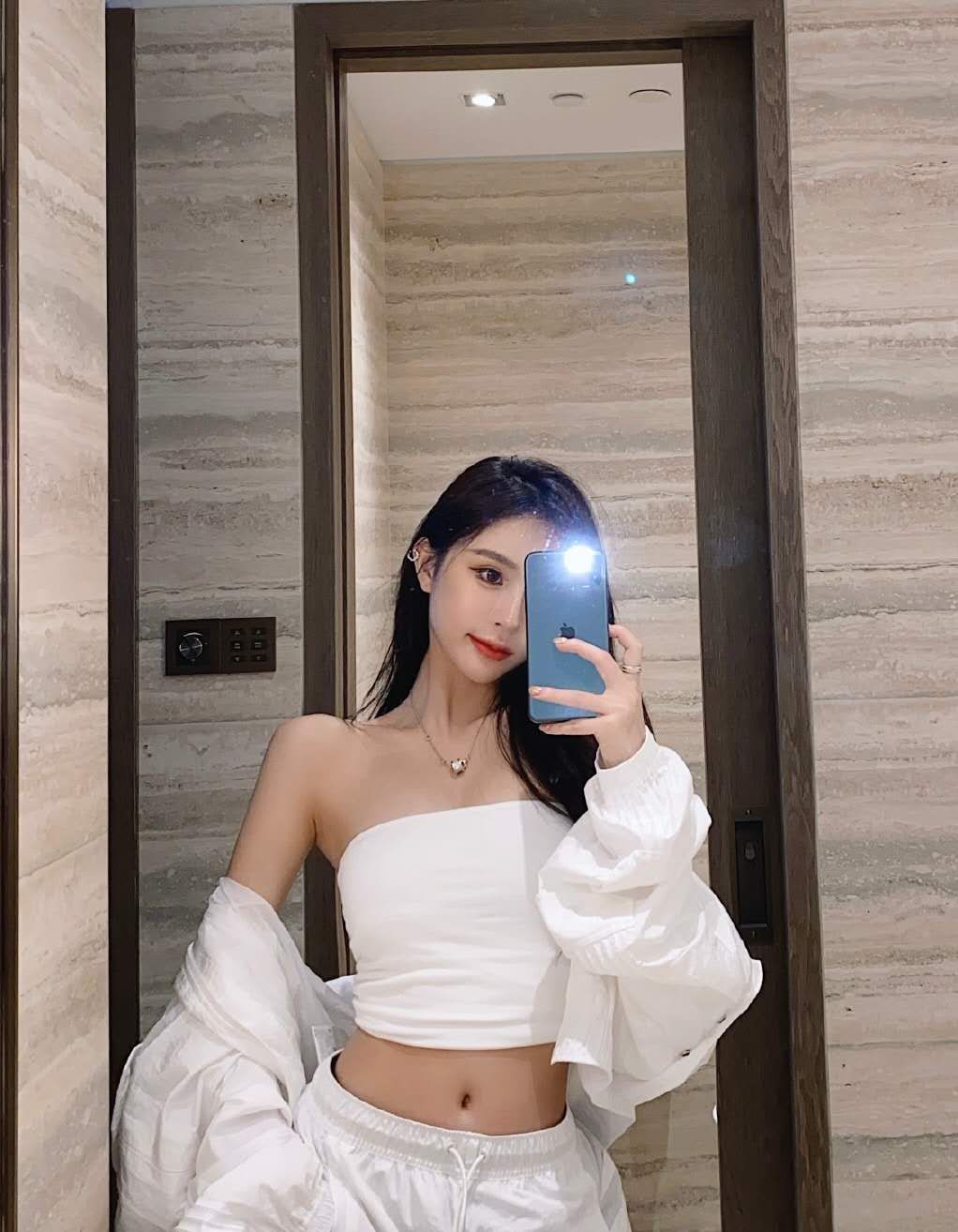 松江娱乐会所地址在哪里啊最近的地铁站是哪个